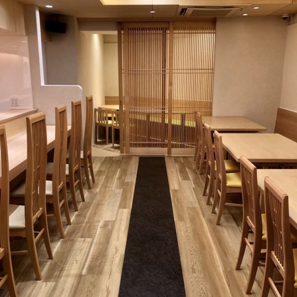 [Use in various scenes ◎] Table seats, counters, and private rooms are available.Not only dining with colleagues and friends, but also entertainment and drinking alone are welcome.