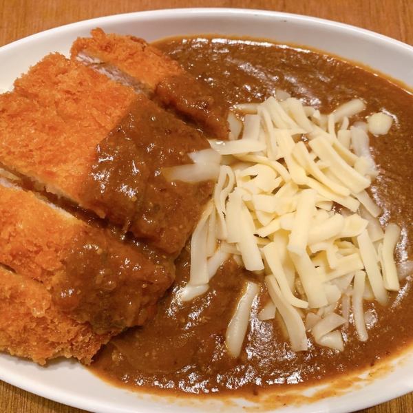 [Abundant additional toppings are very popular!] Homemade curry rice ● 700 yen