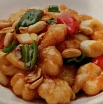 Stir-fried shrimp and peanuts ■ Medium spicy ■
