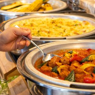 ランチ【30種以上の前菜ビュッフェ ＋選べる メイン料理付き】