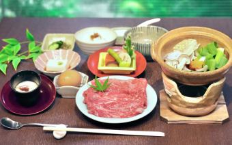 ☆Lunch menu: Clay pot sukiyaki set meal