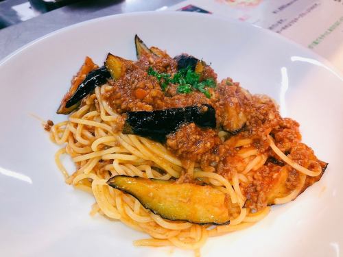 ナスのミートソースパスタ