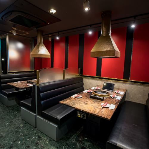 【6名掛けテーブル席】中規模の宴会や会食、ご家族での集まりも快適に過ごせます◎