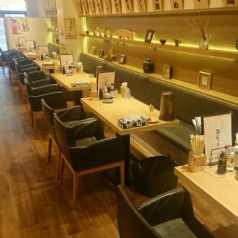 Lunch is open from 12:00 to 15:00 ♪ There is a calm atmosphere where you can easily enter it ◎ Please check with the store for the number of seats.