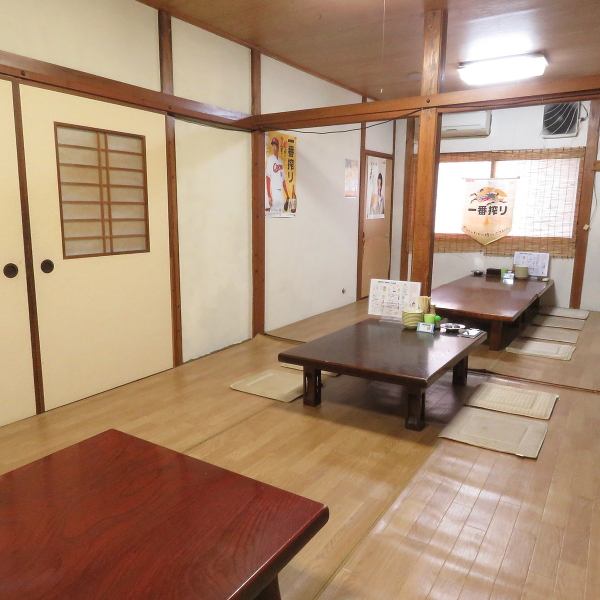 【個室お座敷】7名個室と20名個室がございます。個室はご予約がお勧め！少人数での個室も大人数のご宴会も幅広く可能です◎ご宴会コースは5000円～お鍋ありなしをお選びいただけます♪単品飲み放題もございますので、シーンに合わせてご利用ください。