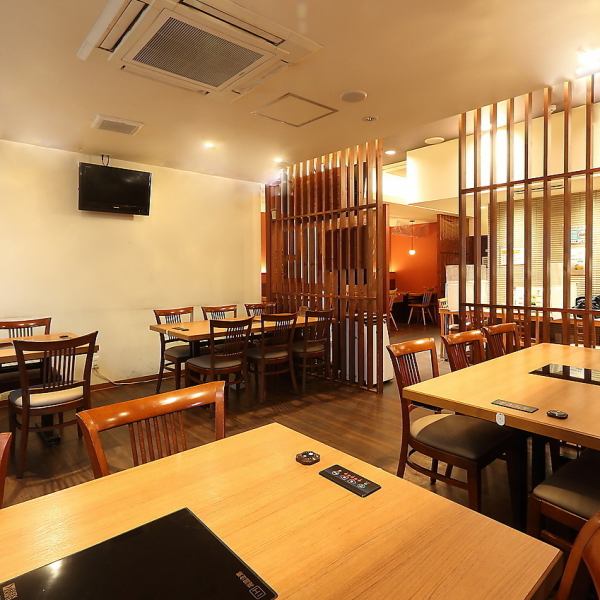 [Equipped with counter seats and table seats] The restaurant has a comfortable and calm atmosphere, so you can relax and enjoy your meal. The interior is easy to use for lunch and dinner! For various occasions such as meetings and after work ◎