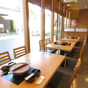 Please feel free to inquire about group reservations (20 people or more)!
