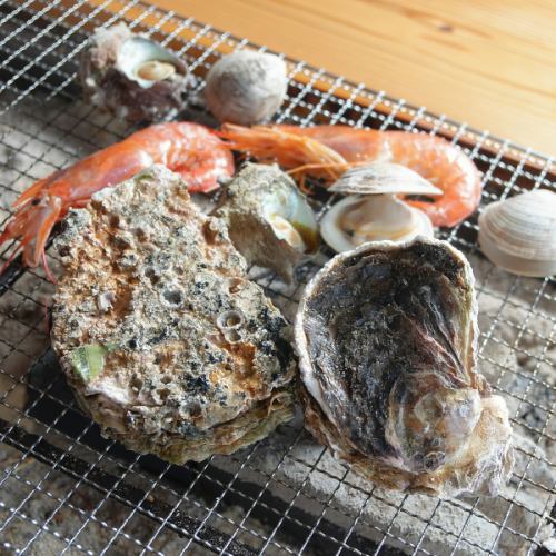 新鮮な海の幸を食べ放題☆