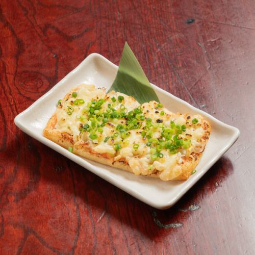 しらすのキツネピザ