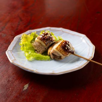 추장 모짜렐라 꼬치 (돼지 장미, 표고 버섯, 모짜렐라 치즈)