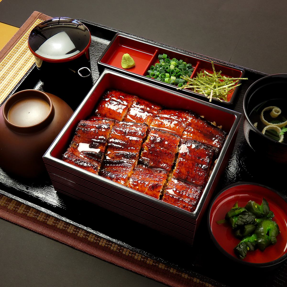 Enjoy high-quality eel at a reasonable price.