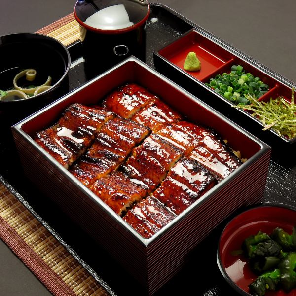 [Our signature dish♪] A set of premium unaju (grilled eel on rice) topped with high-quality eel and spices and dashi stock◎