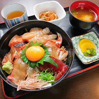 朝獲れ鮮魚を使った自慢の海鮮ランチ！ぜひご賞味下さい