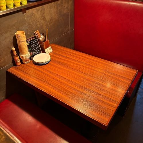 オレンジの優しい灯りが包み込む空間