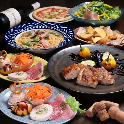 超值套餐，畅饮2小时：7道菜，畅饮7小时，价格4500日元（含税）
