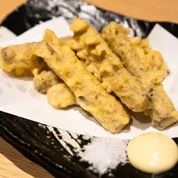 酱油腌牛蒡根天妇罗