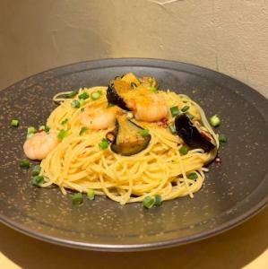 Shrimp, fried eggplant, and dried mullet roe peperoncino