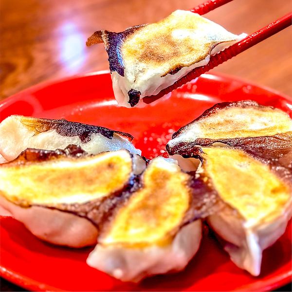 Enjoy the miraculous taste! Rengetsu's specialty "Specially made handmade fried dumplings"