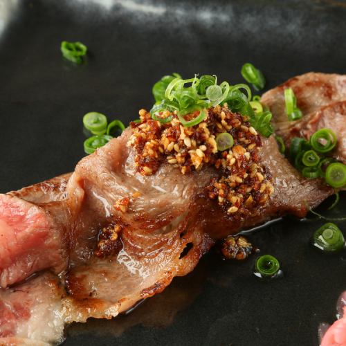 Japanese black beef roasted meat sushi (1 piece)