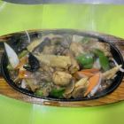 海鮮鉄板焼き/鉄板黒胡椒牛肉炒め