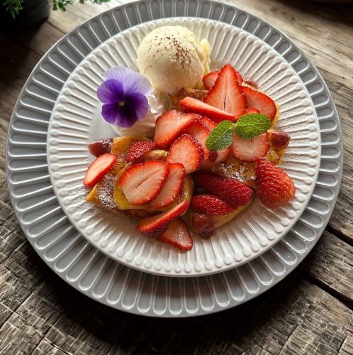 Strawberry French toast