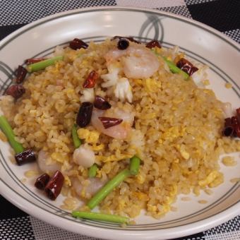 醤五花肉青菜炒飯/鶏蛋炒飯