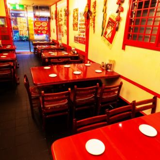 4個桌席！在正宗的中國氛圍中享受美味佳餚！各種菜餚♪