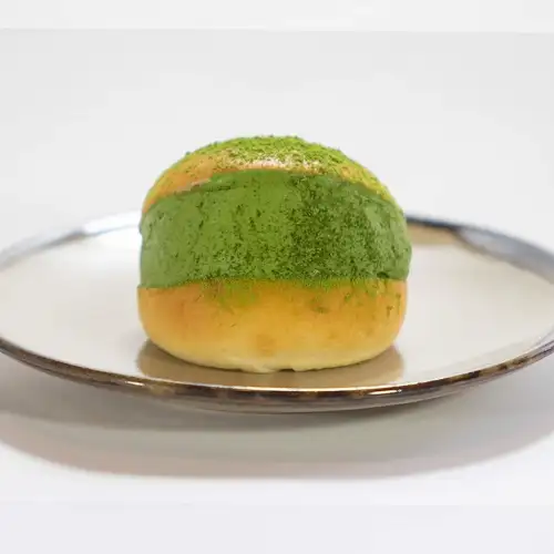 抹茶のマリトッツォ