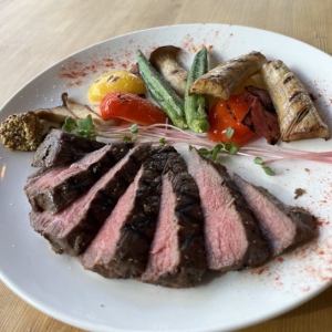 Beef (Tomo△) confit steak with grilled vegetables