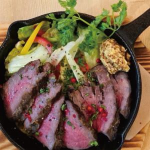 Tomosankaku 的铁板牛排