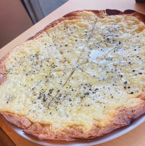 ブルーチーズと蜂蜜のブルハチ