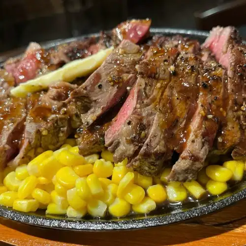 【事前予約制】アツアツの鉄板で味わうボリューム満点「ガッツリ！！1ポンドステーキ」