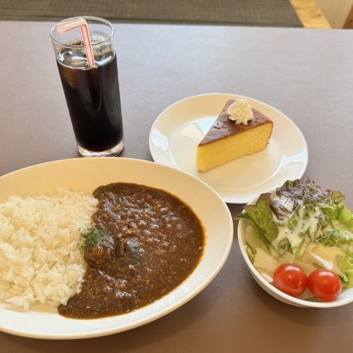 カレー&ドリンク&デザートセット