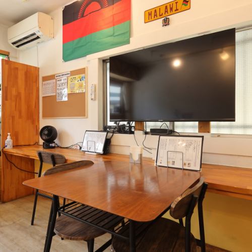 こだわりがたくさん詰まった、店主自らDIYした店内♪