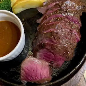 国産牛ハツのレアステーキ