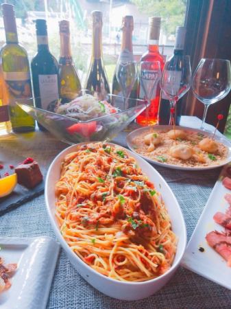 Enjoy authentic Italian food and sake in an old private house♪