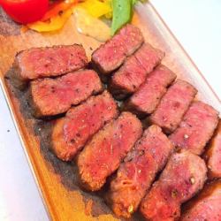 炭火焼 ワサビと特製ダレ