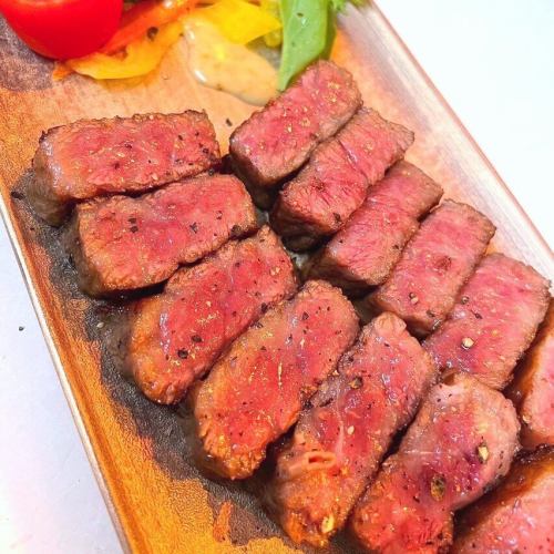 炭火焼 ワサビと特製ダレ