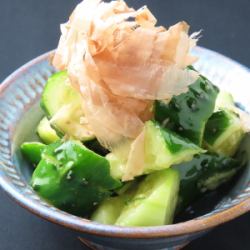 キュウリごま油タタキ