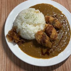 広島　カキフライカレー　並