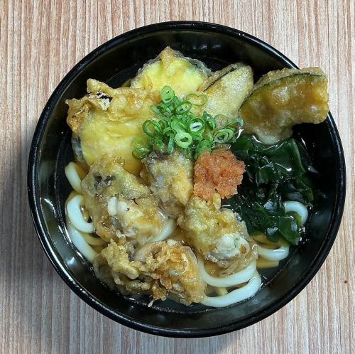 広島　かき天うどん