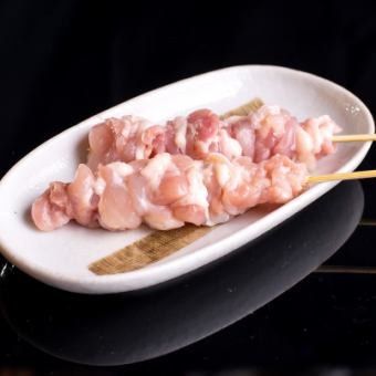 <Skewer> Peach Nankotsu [Nankotsu part in the center of the thigh meat]