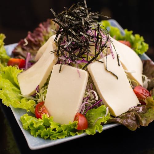 Refreshing tofu salad