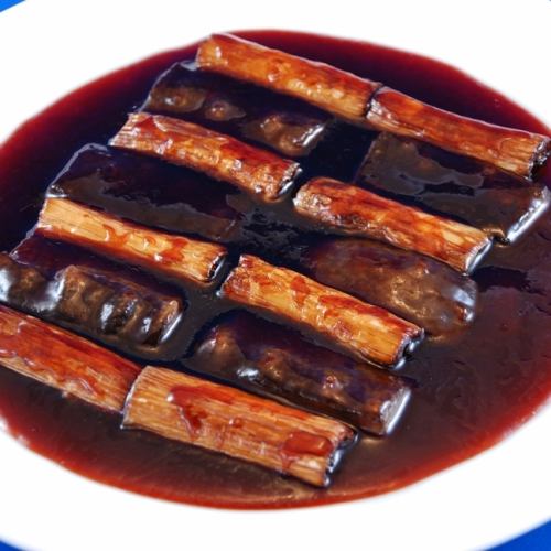 Braised sea cucumber with green onions