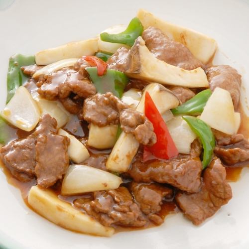 Stir-fried Wagyu beef and vegetables with oyster sauce