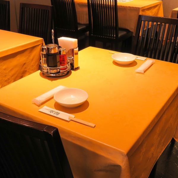 The clean interior is recommended for a luxurious lunch♪
