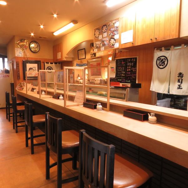 We have popular counter seats! The counter seats that make fresh ingredients right in front of you are very popular for dates and for one person! We also have partitions to prevent infectious diseases, so you can enjoy it with confidence ♪