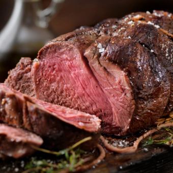 Kuroge Wagyu Roast Beef Course: For a limited time, the main course is 1.5 times larger than usual! All-you-can-drink included for 2.5 hours