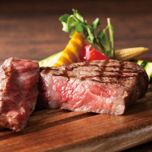 [Weekday Lunch] Choose your charcoal grilled main dish