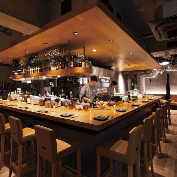 落ち着いた雰囲気と個性的な奥渋エリアのおしゃれな当店へ！雑貨店巡り、ギャラリー鑑賞の帰りなどクリエイターや大人層が集まるスポットで、静かでゆったりとしたお食事を楽しめます。 